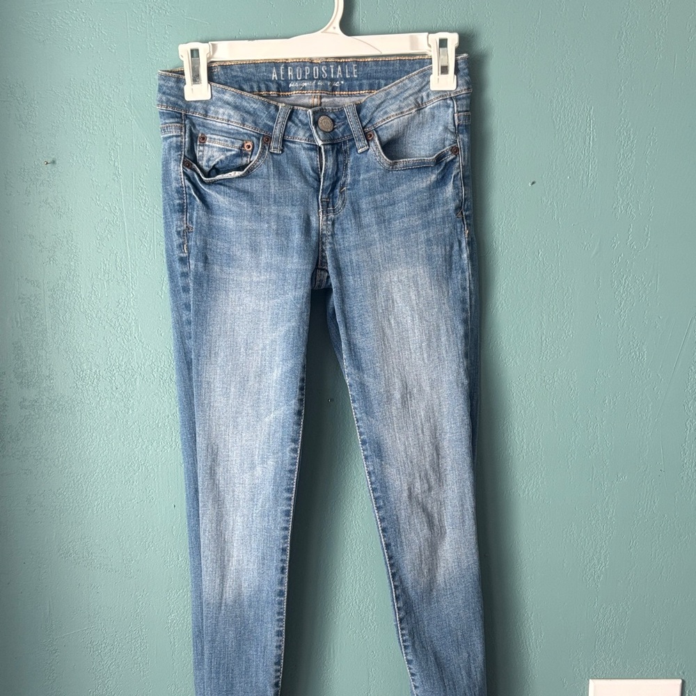 Aeropostale Women's Washed Blue Skinny Jeans
